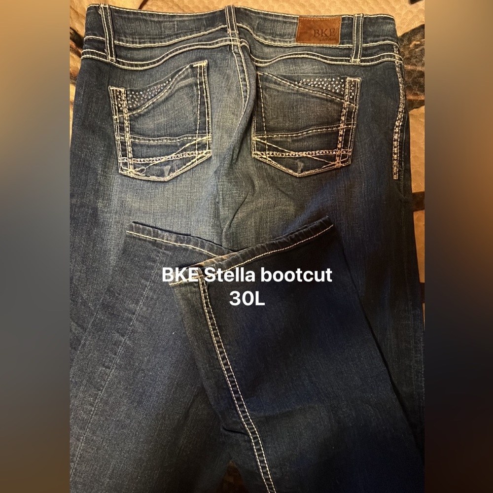 BKE Stella great condition size 30L